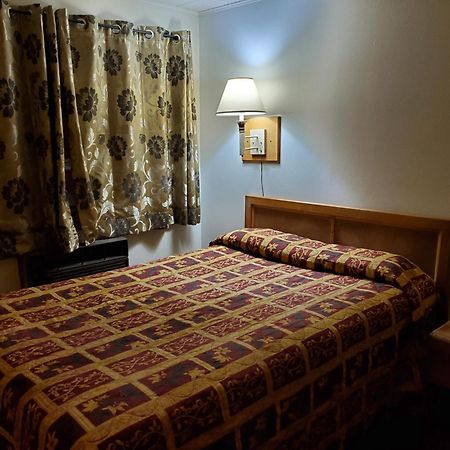 Royal Motor Inn Ла Гранде Екстериор снимка