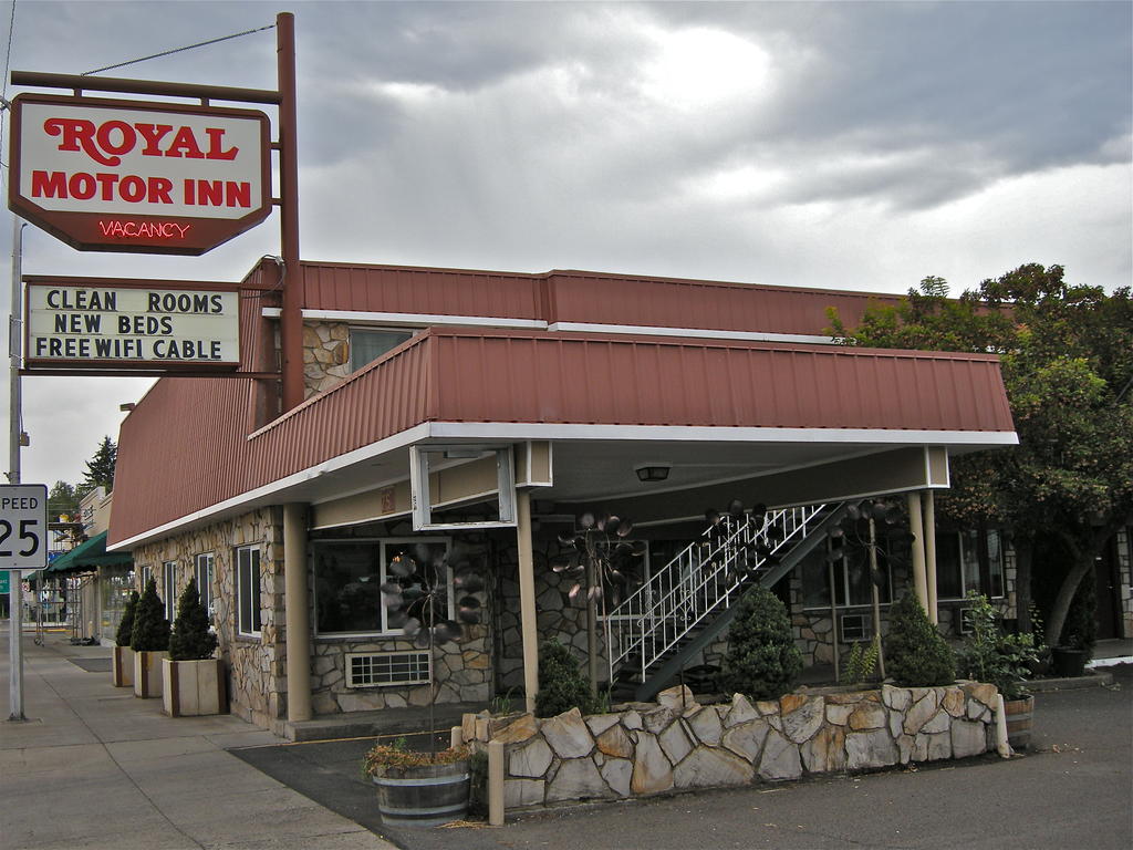 Royal Motor Inn Ла Гранде Екстериор снимка