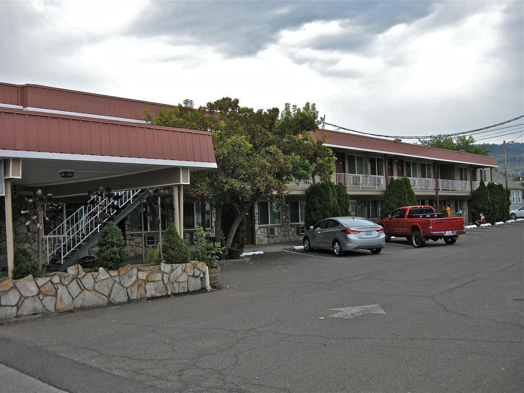 Royal Motor Inn Ла Гранде Екстериор снимка