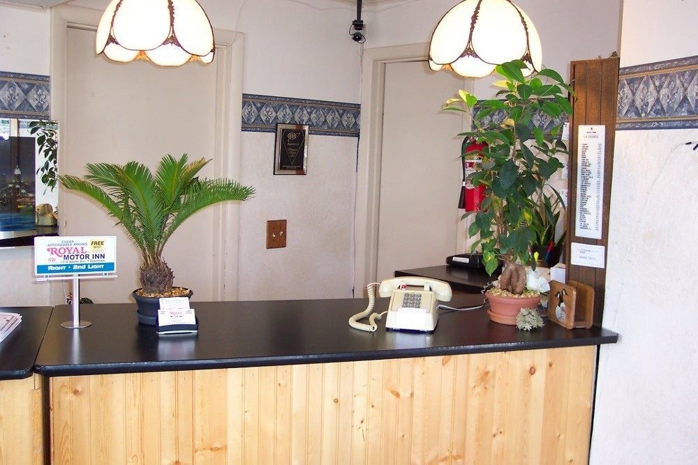 Royal Motor Inn Ла Гранде Екстериор снимка