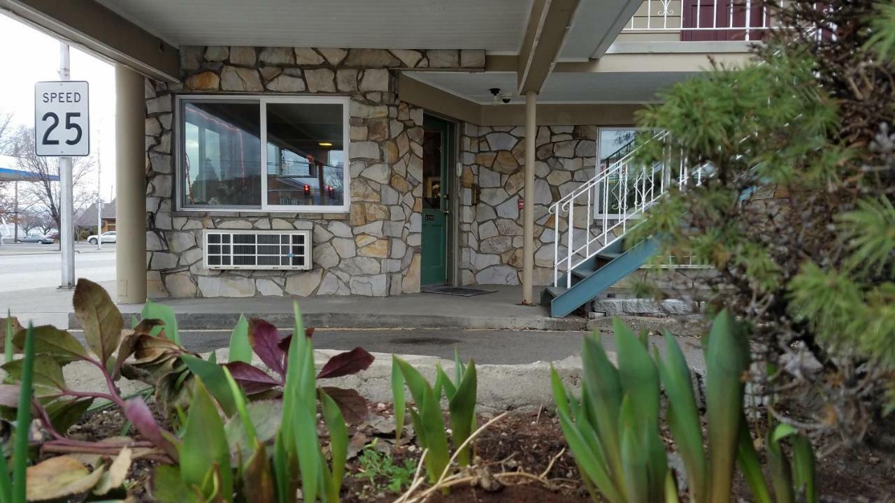 Royal Motor Inn Ла Гранде Екстериор снимка