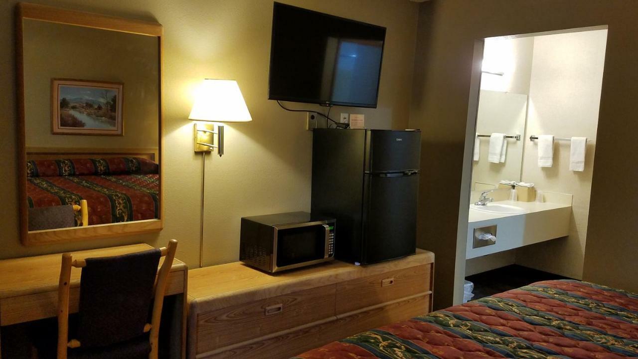 Royal Motor Inn Ла Гранде Екстериор снимка